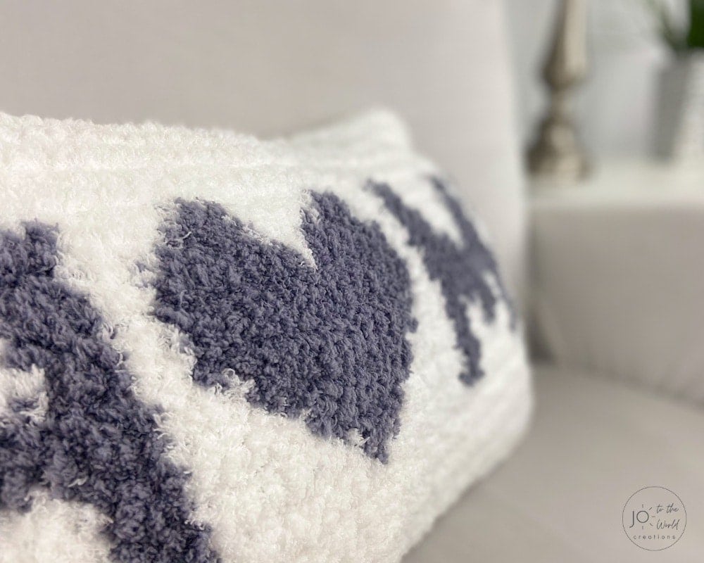 Home is Where the Heart Is Pillow Cover Crochet Pattern