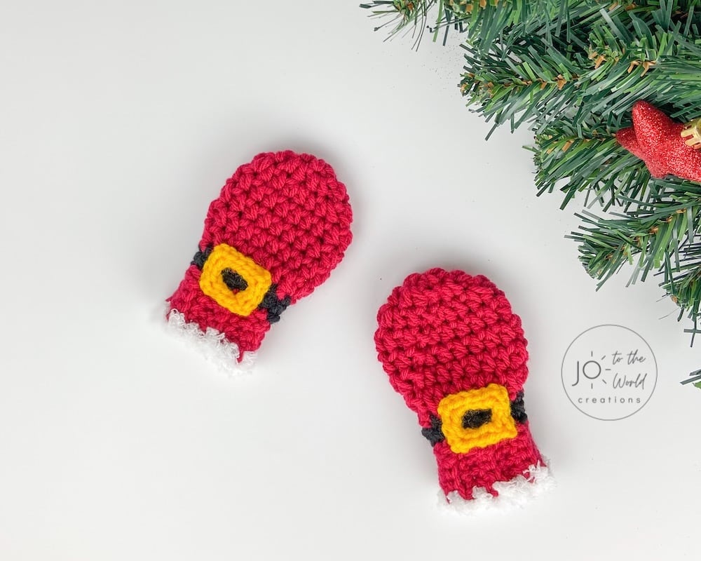 Santa Baby Mittens Crochet Pattern