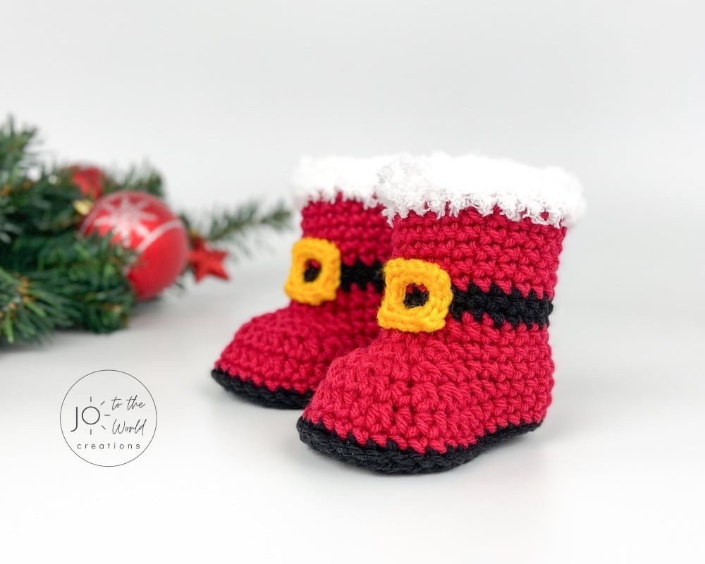 Christmas baby shoes my first christmas baby heirloom gift red baby booties Santa baby shoes Christmas booties crochet baby booties