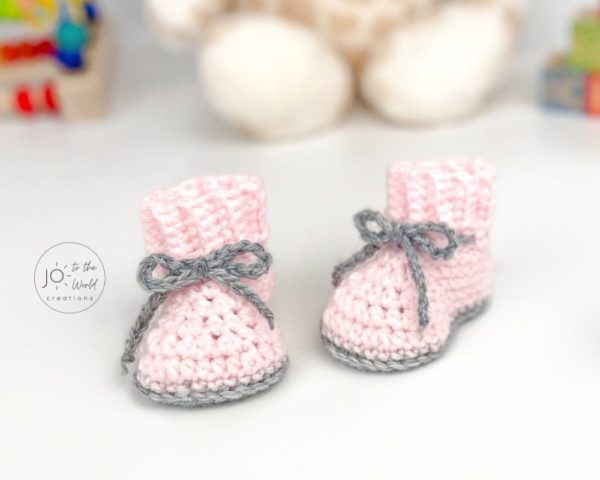 Crochet Baby Booties for Newborn Girl