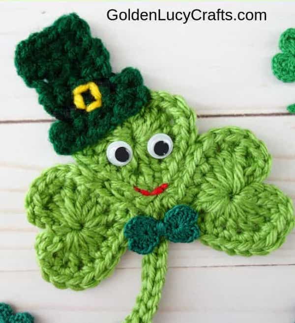 Happy Shamrock in a Hat Applique for St. Patrick’s Day