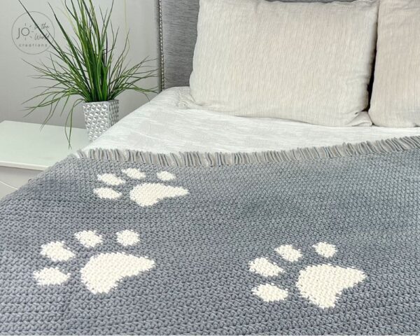 Crochet Paw Print Blanket Pattern