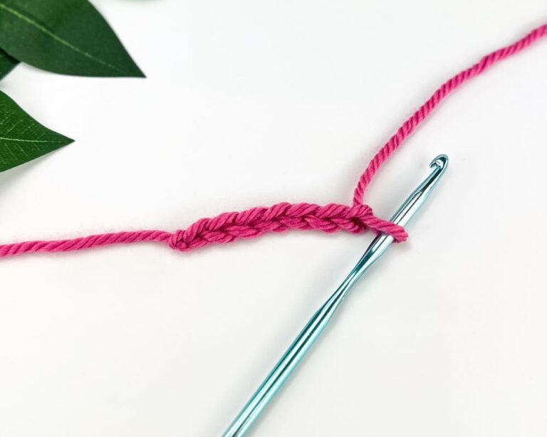 How to Start a Crochet Chain | Jo to the World Creations