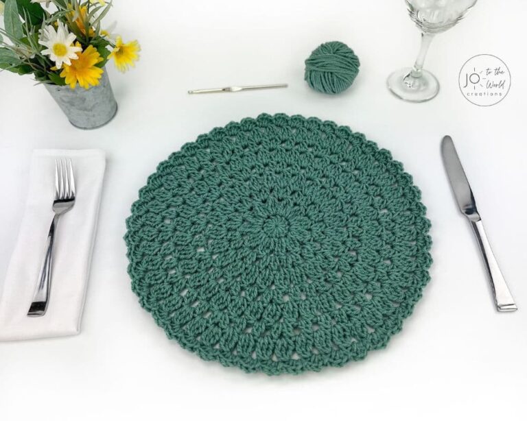 Beautiful Crochet Round Placemat – Free Pattern