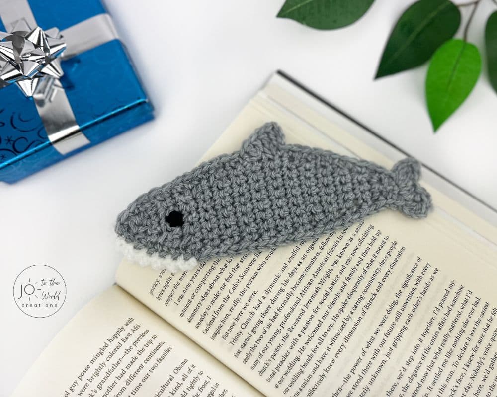 Crochet Shark Bookmark Pattern