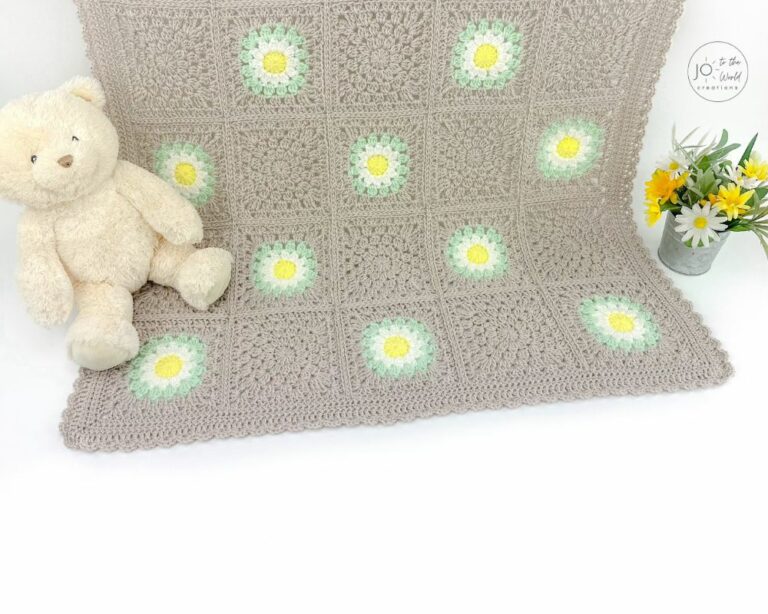 Flower Granny Square Blanket – Free Crochet Pattern
