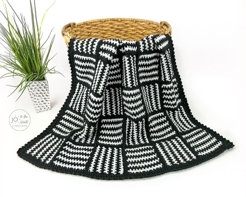 Black and White Striped Squares Blanket Crochet Pattern