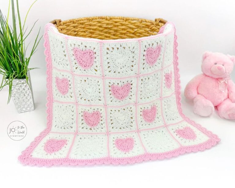 Heart Granny Square Blanket – Free Crochet Pattern