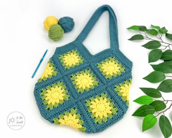 Sunburst Granny Square Bag Crochet Pattern
