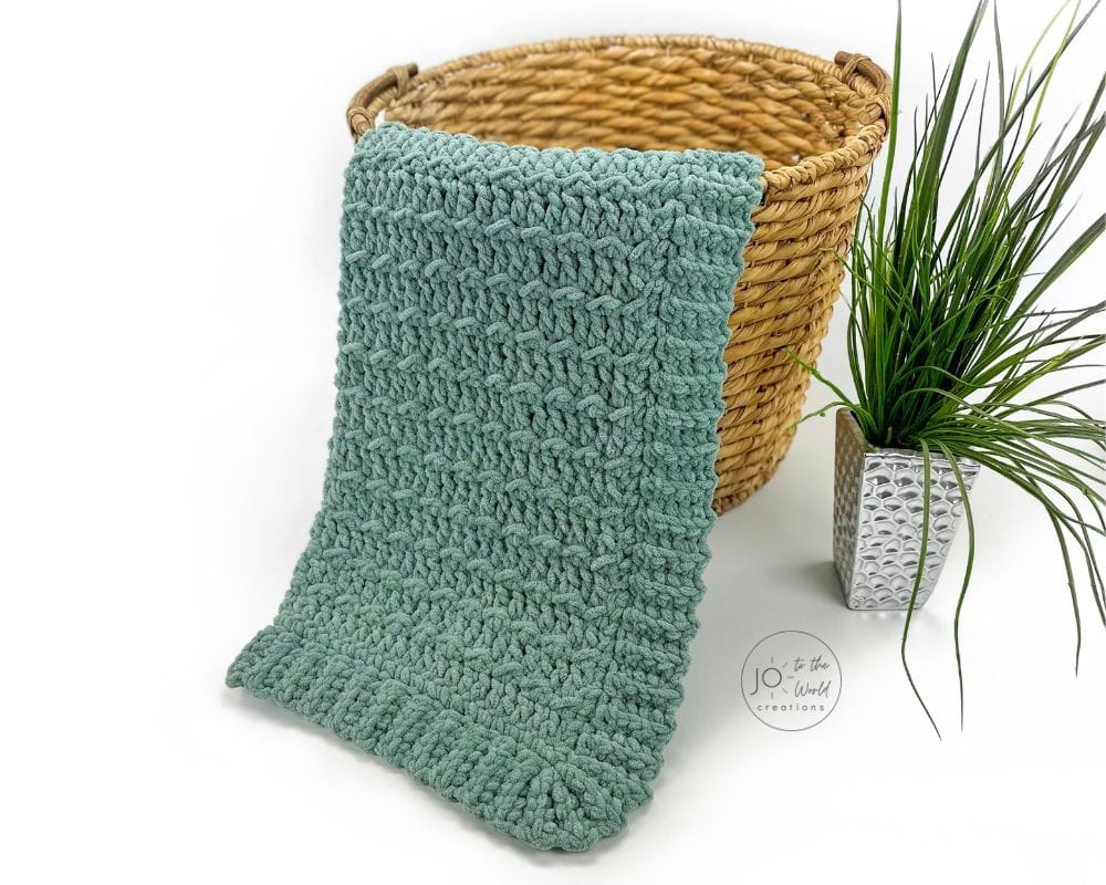 Crochet Thick Yarn Blanket