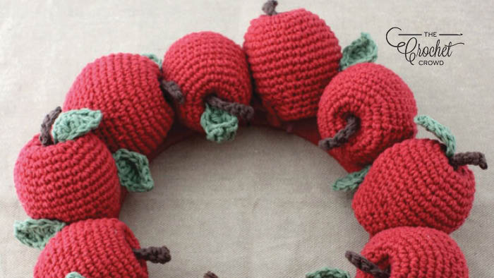 Crochet Fall Apple Wreath