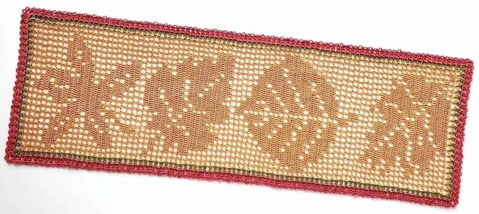 Fall Leaves Table Runner